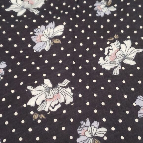 Loft cold shoulder navy floral top - Picture 2 of 3